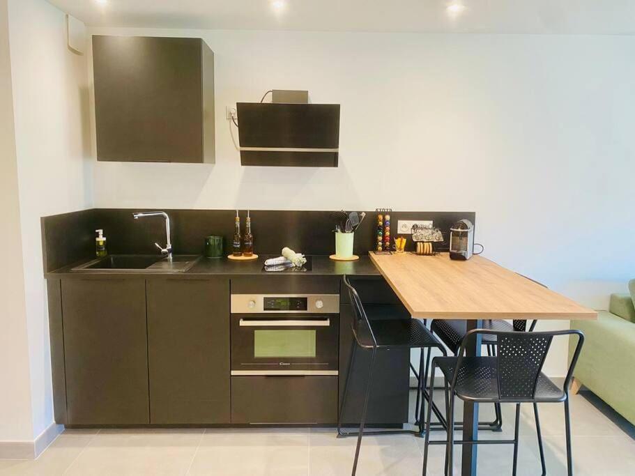 "Royal" Magnifique Appartement Avec Vue Sur Le Cadre Royal Sète Exterior foto